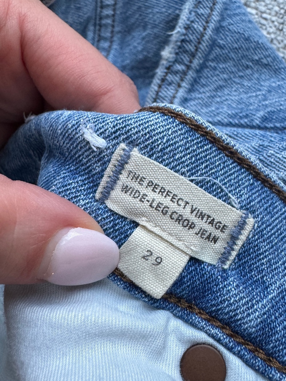 Madewell The Perfect Vintage Wide-Leg Crop Jean - Light Wash - Picture 10 of 14